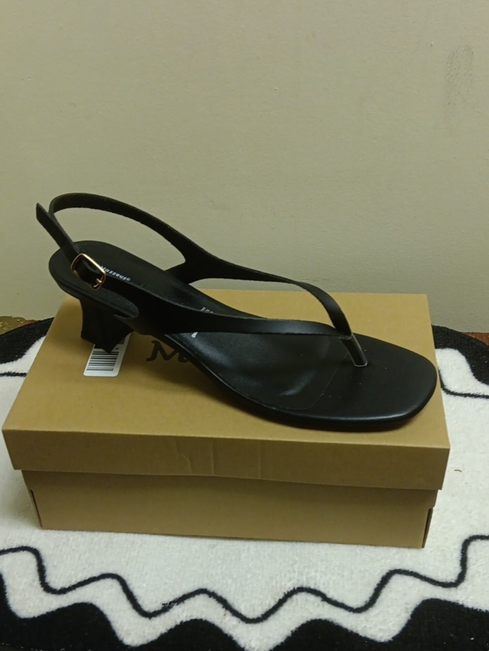 Black Slingback Toe-Loop Heeled Sandal